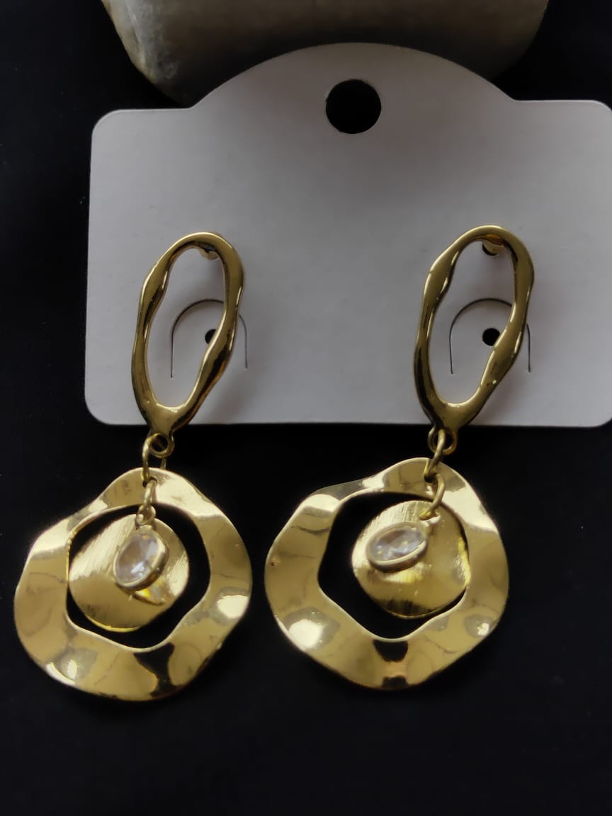 Golden earring 07 : Buy Online At Best Prices In Pakistan | Bucket.pk